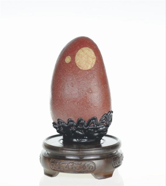 打开app,查看更多精彩图片虢州石月亮石渑池县的"牛"字奇石"君不见