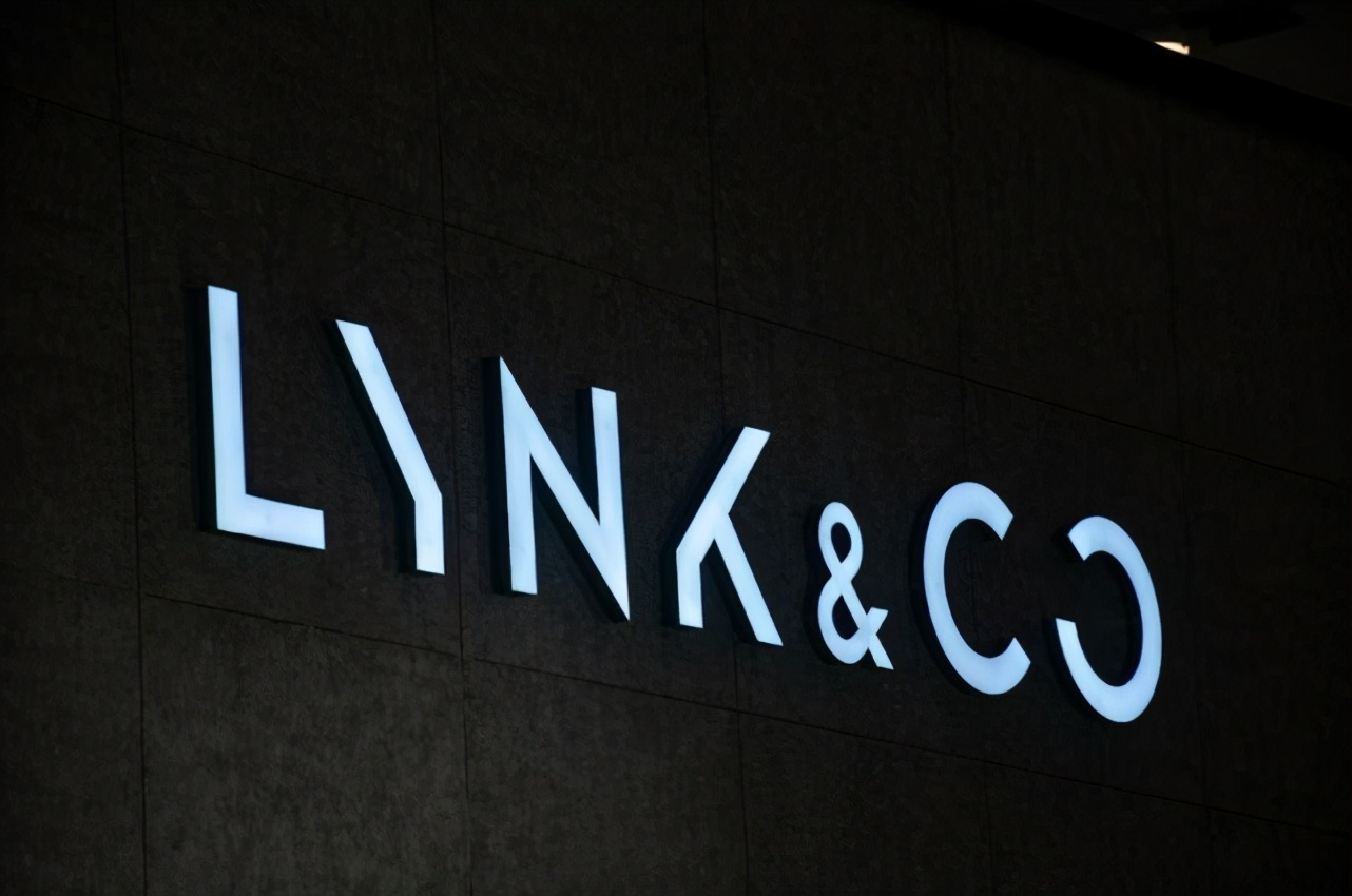 四年间,领克汽车用实际行动诠释了言出必行,打造了全球设计与技术研发