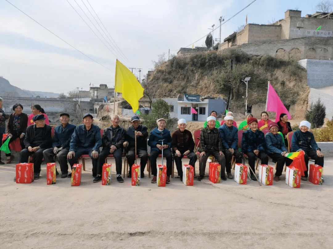 方山县张家塔村:久久重阳节,浓浓敬老情