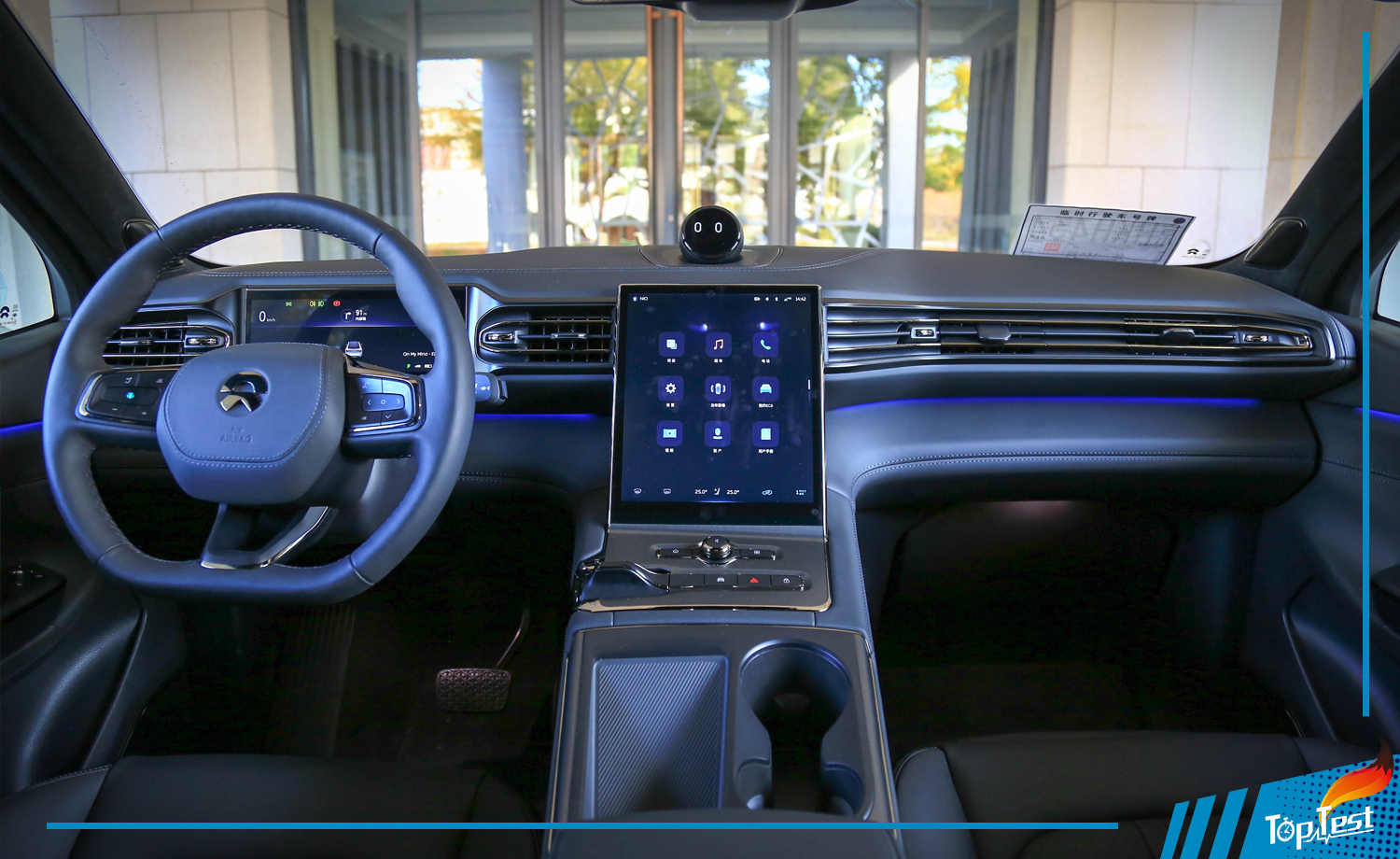 内饰设计:简洁耐看,兼顾科技感和质感