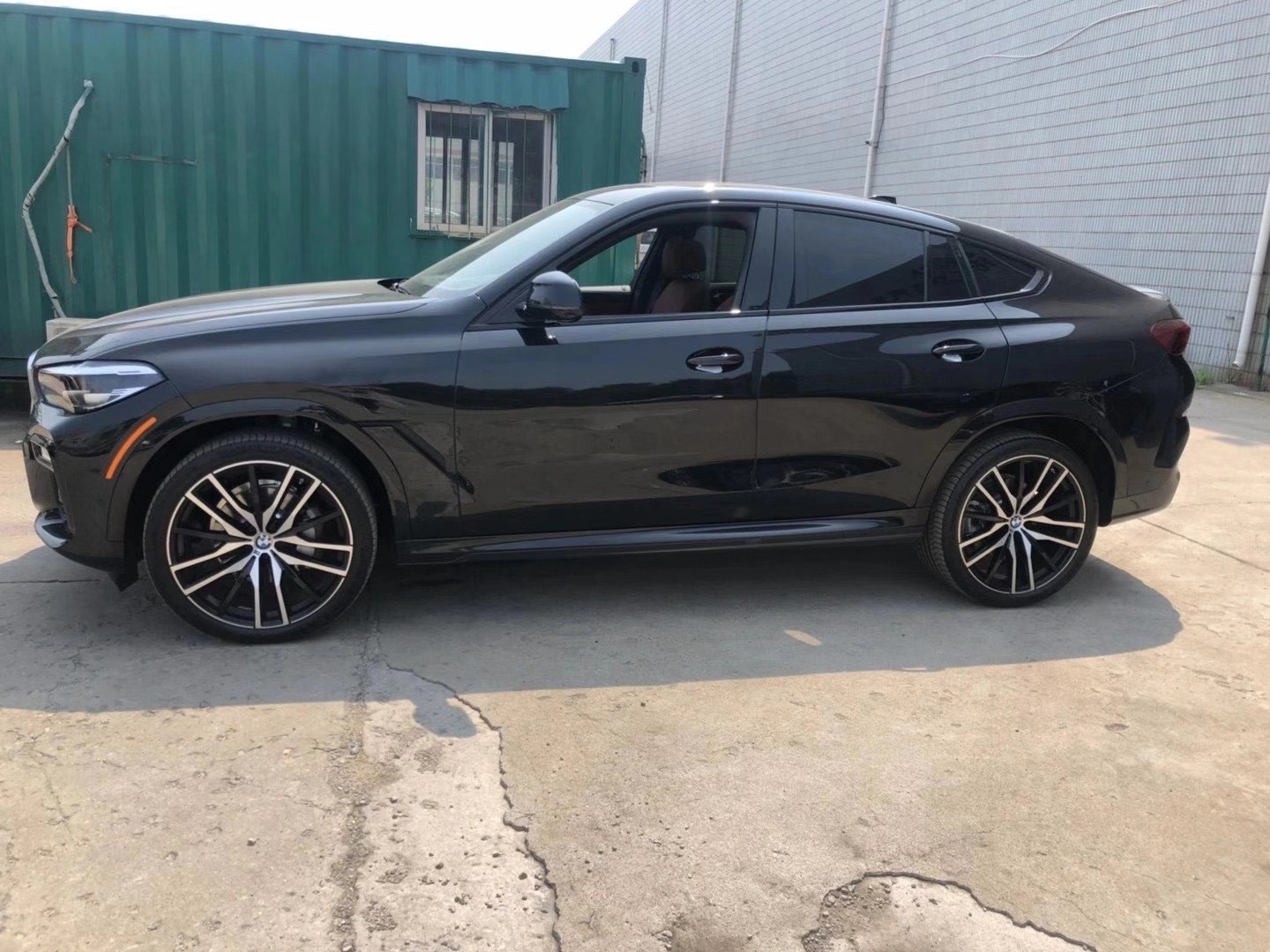 2020款宝马x6顶配水晶档把环影装备超给力