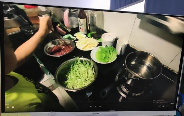 牛肉水中煮厨房乐趣多双流实小东区自立劳动教育课程之每周一菜