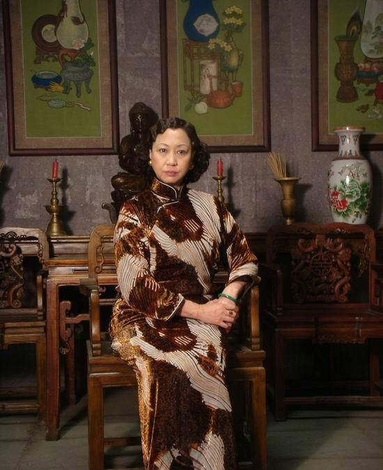 敢叫成龙"大鼻子",还敢叫洪金宝"三毛",周星驰更是请她出山_元秋