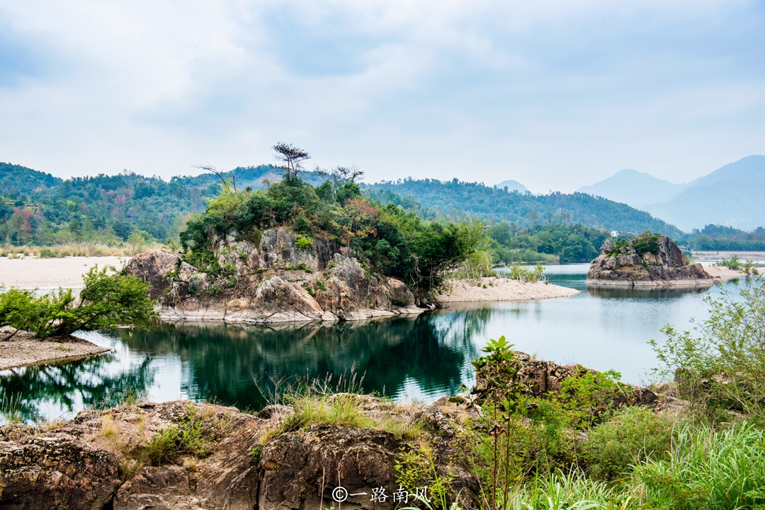 温州楠溪江有个美丽"秘境",虽免费但少人知道,每个镜头都是画