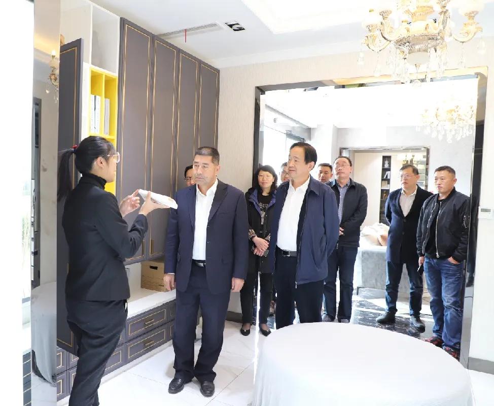 宿迁市副市长一行莅临全度定制家居指导工作