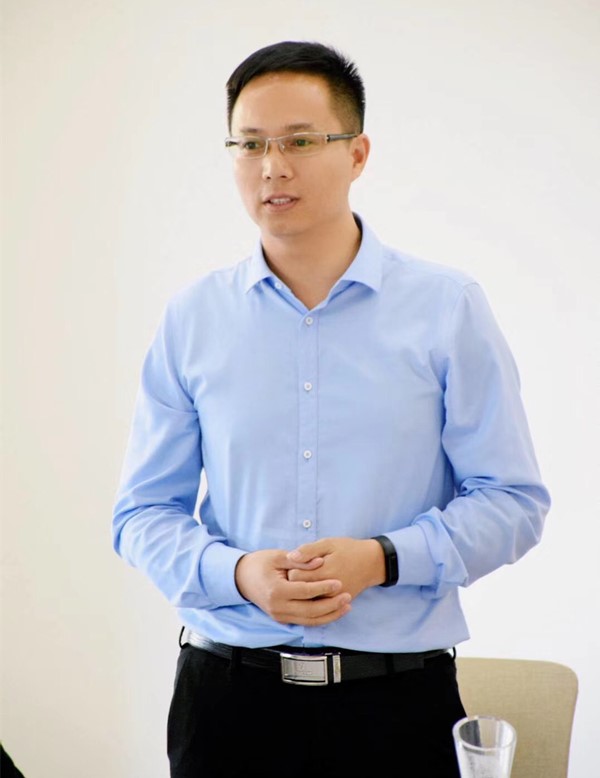 要做鼓舞人心的力量俏燕思燕窝曾明军的创业之路