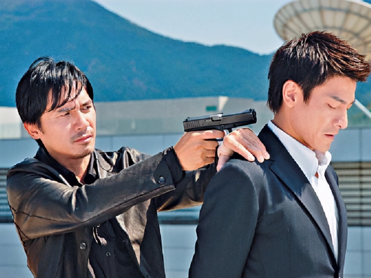 《无间道》后,又一部经典卧底港片,谢霆锋的封帝之作