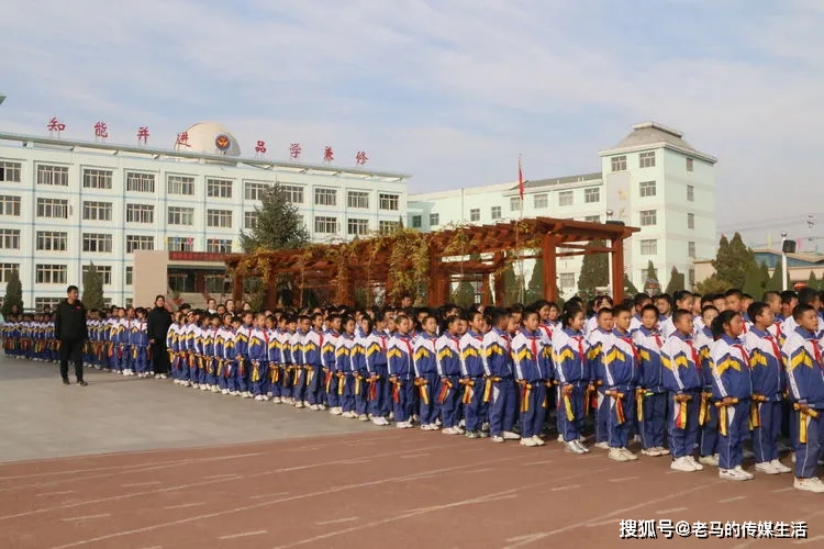 阳光教育放飞梦想靖远县乌兰小学联盟参加阳光体育大课间比赛纪实