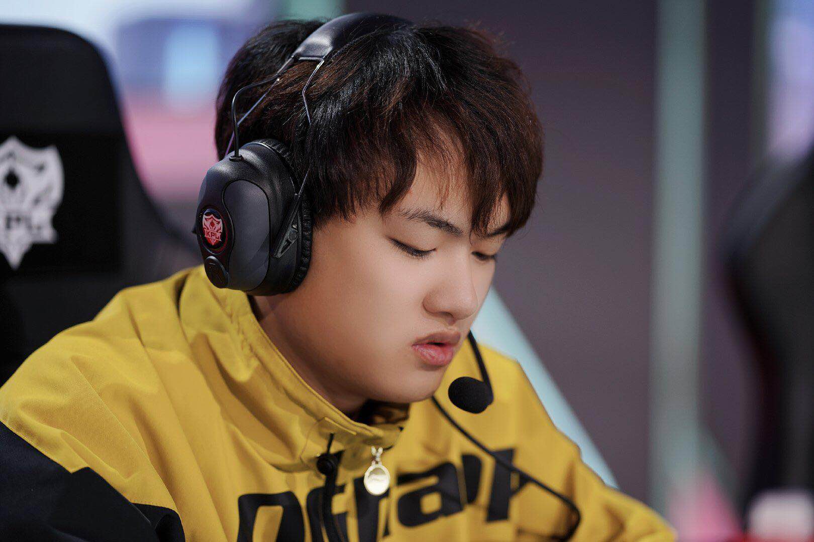 刺痛射手被喷:有手就能玩_qghappy