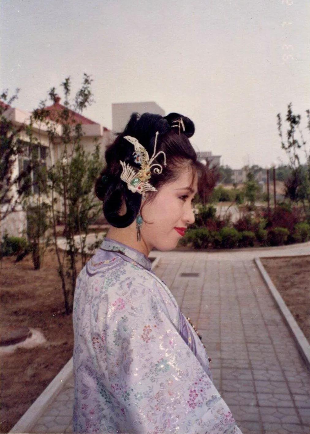王玉环年轻时候的照片图片