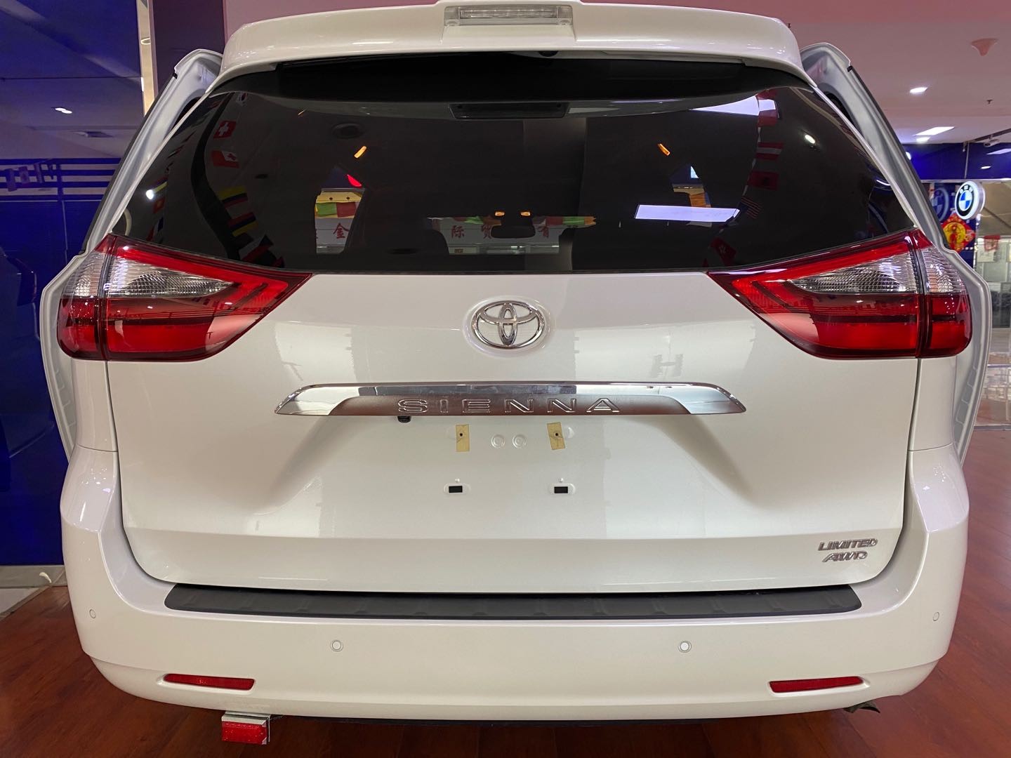 2020款丰田塞纳基本配置:长*宽*高:5085*198*1810mm车身结构:5门7座