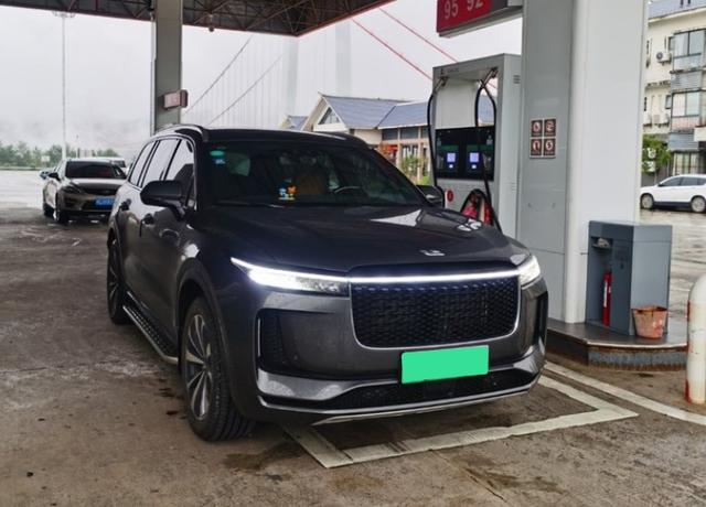 33万多落地理想one虽是电动车却能加油关键用着有保障