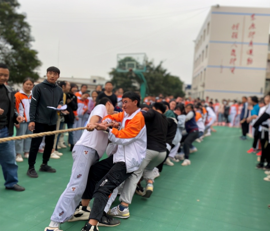 内江双桥镇中心学校举行2020年冬季运动会