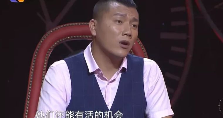 戴乐乐坦言,从认识他到生孩子都没见过他哭,也一直没有男人为她哭.