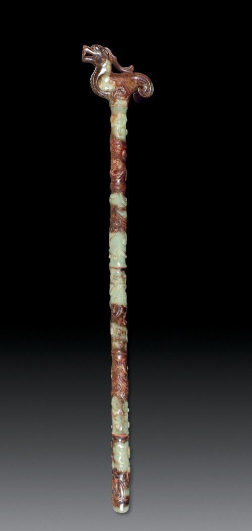 "仲秋之月,县,道皆案户比民,年始七十者,授之以玉杖,哺之糜粥.