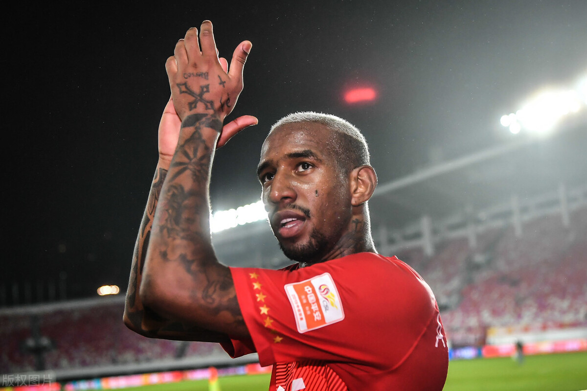 从"广州塔"到球队的罪人,塔利斯卡为何依然是卡纳瓦罗的最爱?