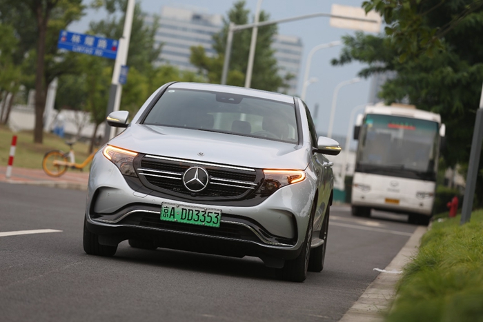 新能源汽車邁進2.0時代 豪華三強純電動車孰更強?