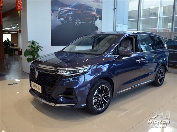 豪华mpv实力派实拍上汽荣威imax8