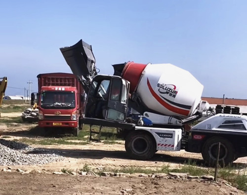 为什么工头修路都爱用这样一台小型搅拌车答案很明显