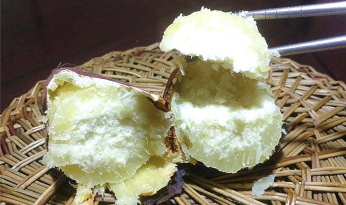 原创做烤红薯时,用黄心的还是白心的,它们有什么区别?很多人不知道