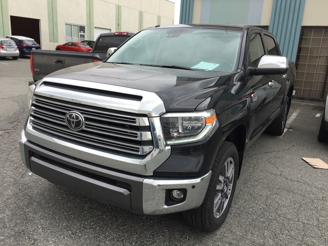 丰田坦途2020款经典皮卡1794版港口回馈售