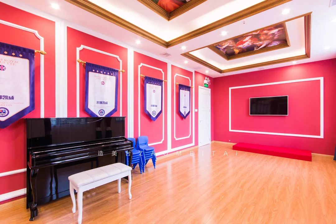 米娜凯威国际礼仪艺术入驻民盈国贸城啦