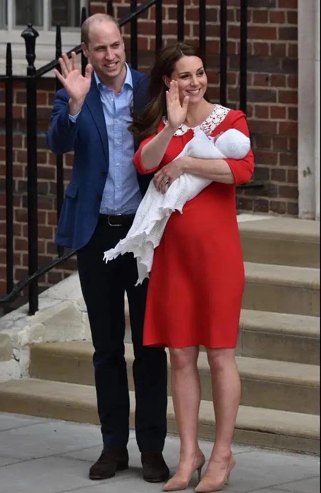 吉娜晒怀孕照被嘲人设崩塌你们被光鲜亮丽的表面欺骗了