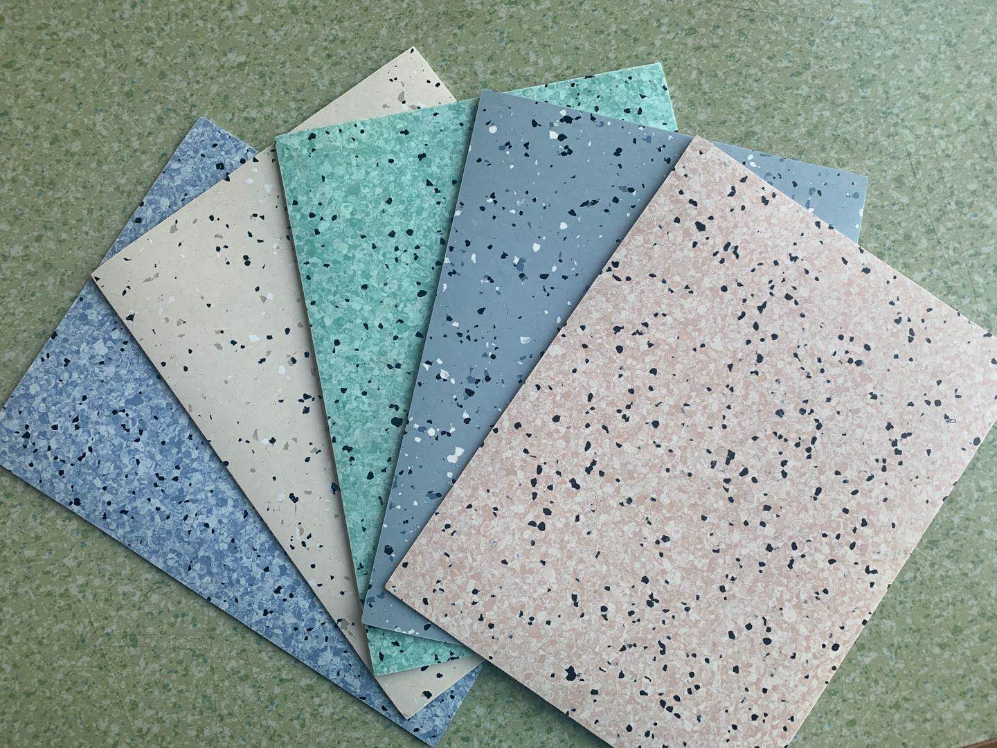 厂家详解丨pvc防静电卷材地板