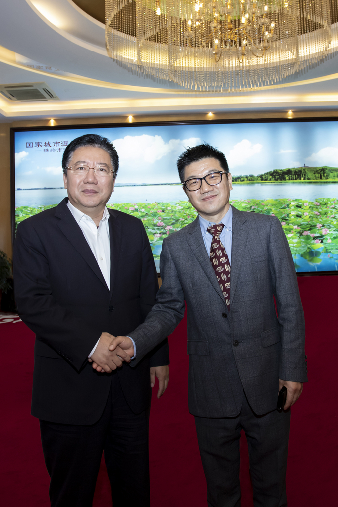 中国光彩事业日本促进会代表团赴铁岭市考察