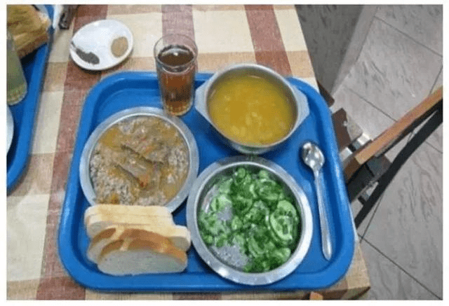 俄罗斯军队后勤体系漏洞,伙食管理问题严重,一年损失1.8亿卢布