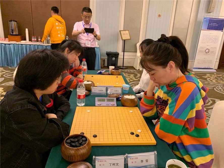 围乙平煤胜清一与浙江共同领跑 女团杭州全胜一马当先_围棋