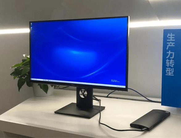 在过去一年中,戴尔旗下拥有的有"移动办公桌"之称的workspace one