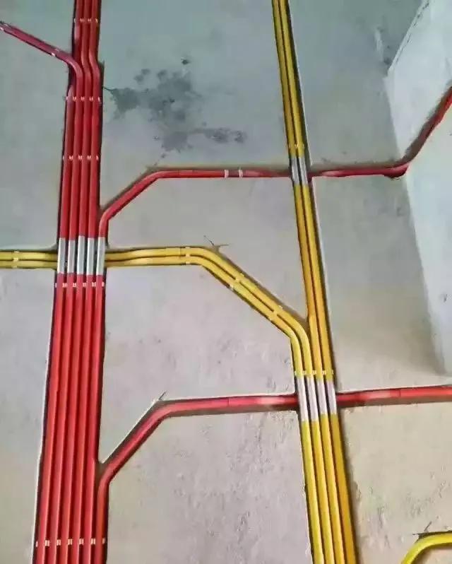 这才叫水电排线,看着真舒服_手机搜狐网