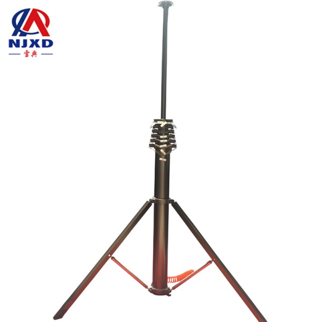 通用升降桅杆高度保持方法