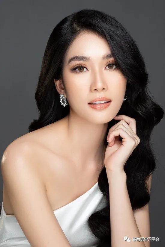 2020越南小姐冠军图片