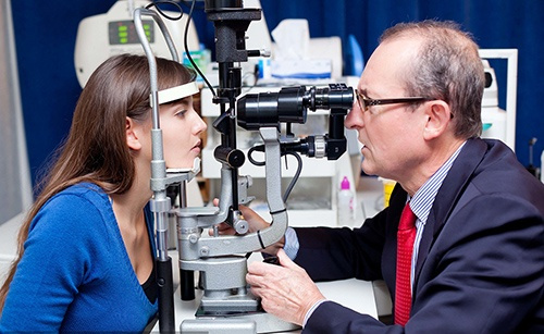 国外眼科专家详述青光眼的症状是什么如何诊断