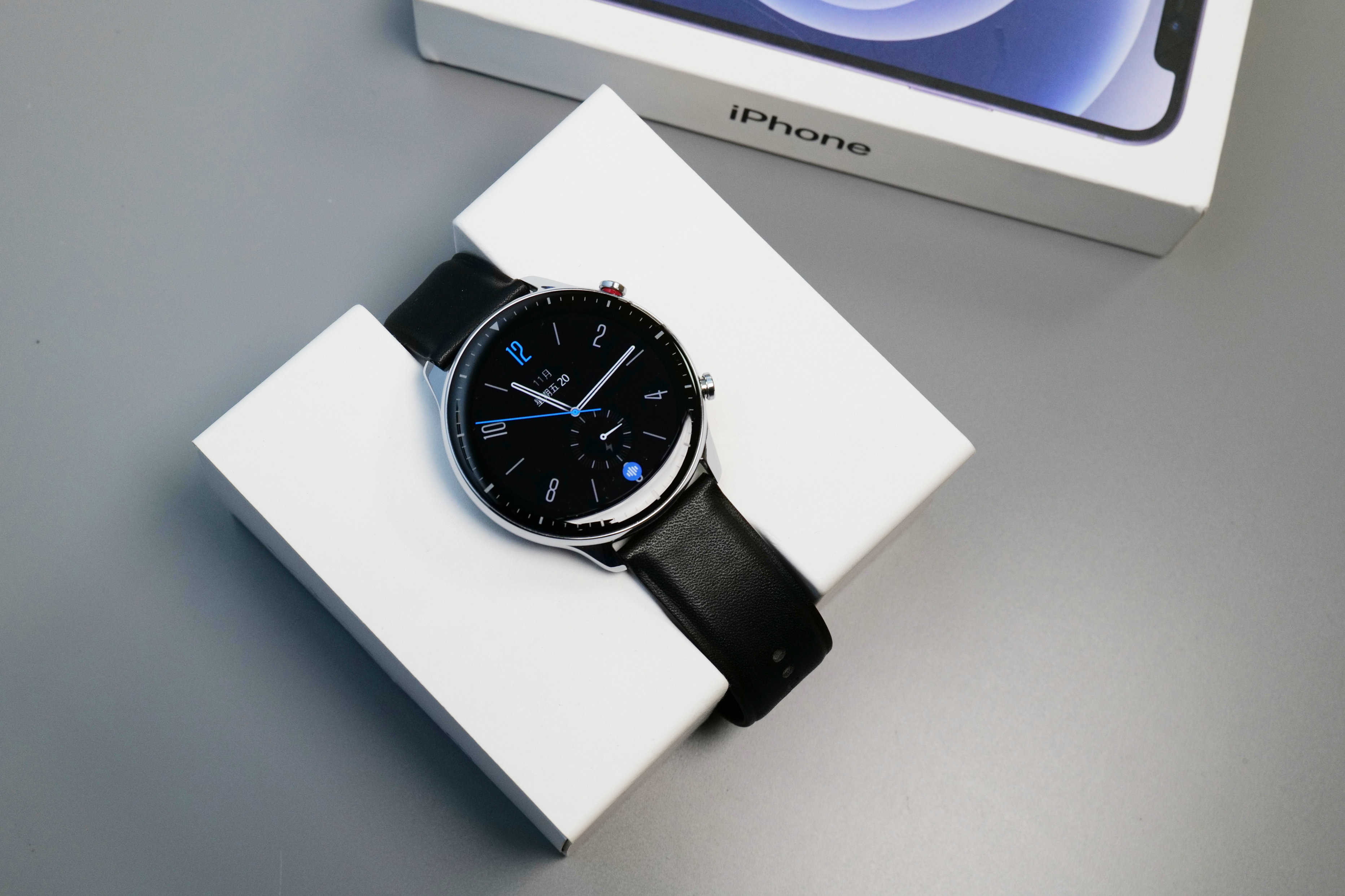 抛开智能华米gtr2经典款展示品牌行业地位