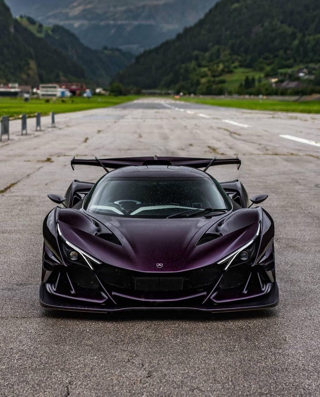 mercedes-benz amg project one4 porsche 918 spyder5