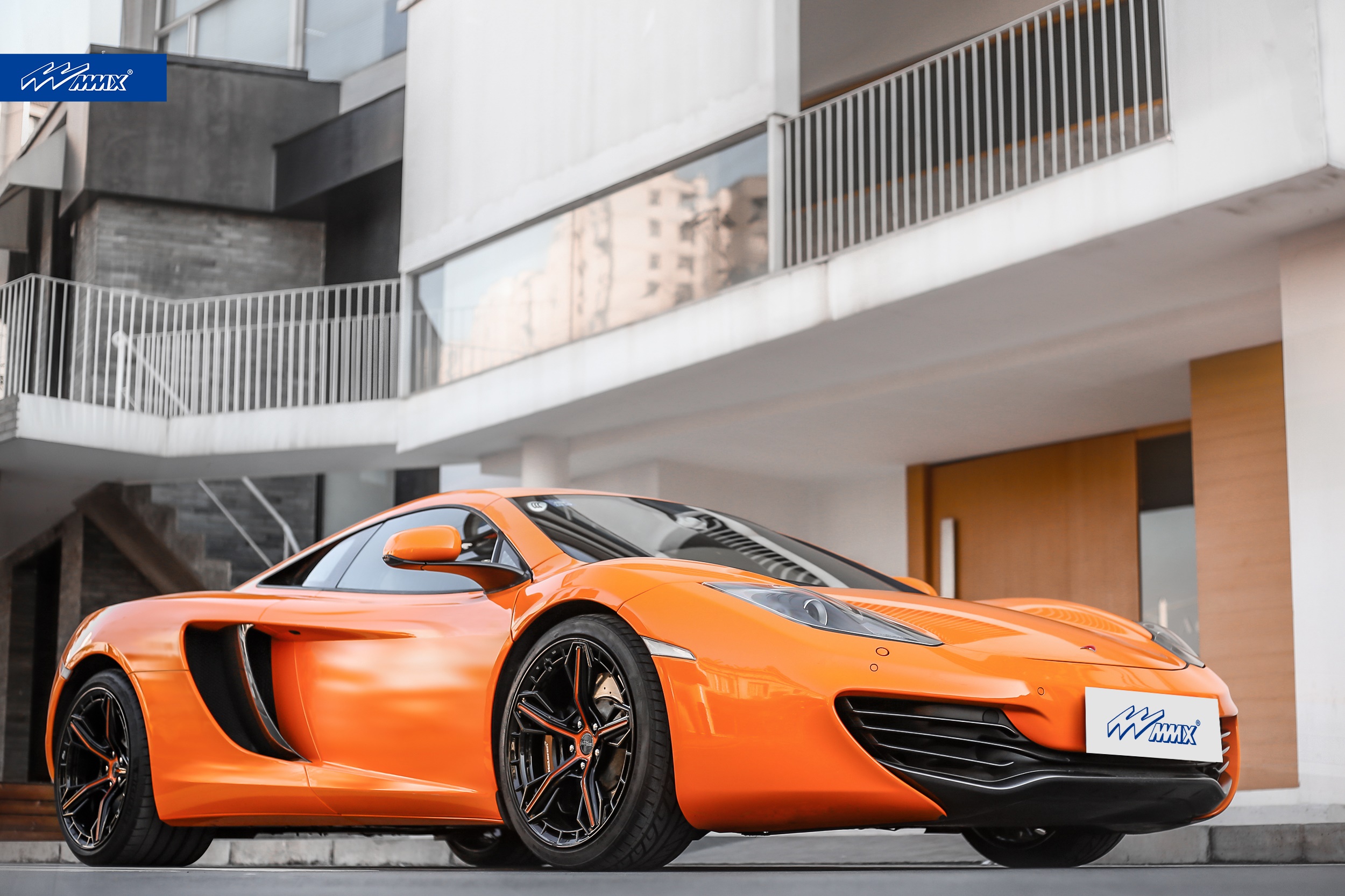 优雅的暴力机器-迈凯伦mp4-12c改mmx mf43