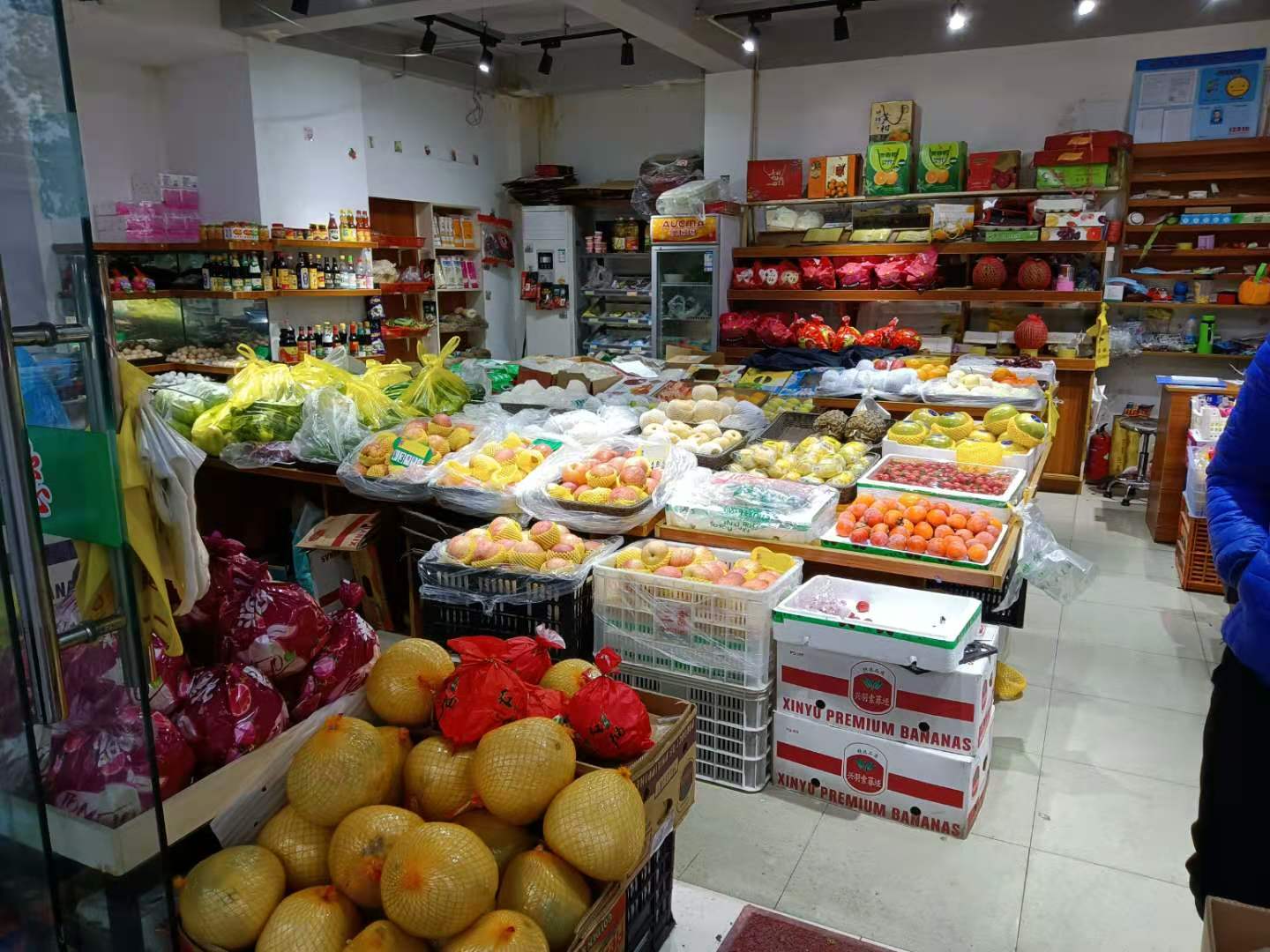 浦东三林有一家生鲜超市水果店转让