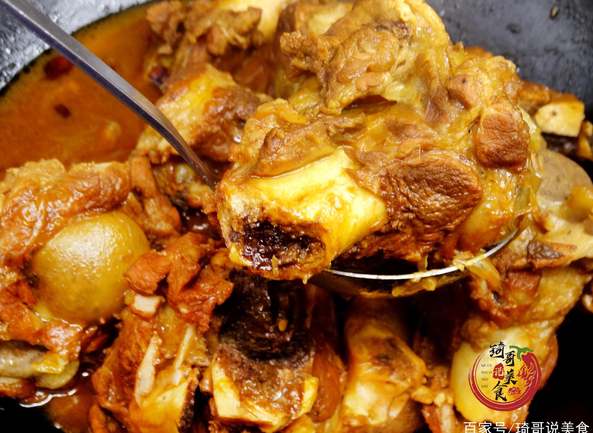 炖骨头时,分清吃肉还是喝汤,忽略了这2点,难怪汤不鲜肉还老柴