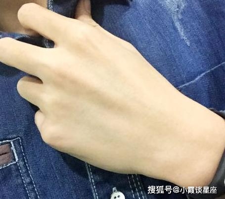 心理测试三个男人手你被哪一个吸引测你配得上啥档次的男人