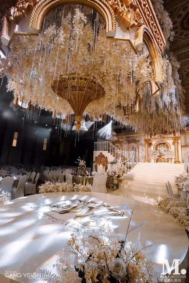 复古又华丽的欧式宫廷风婚礼