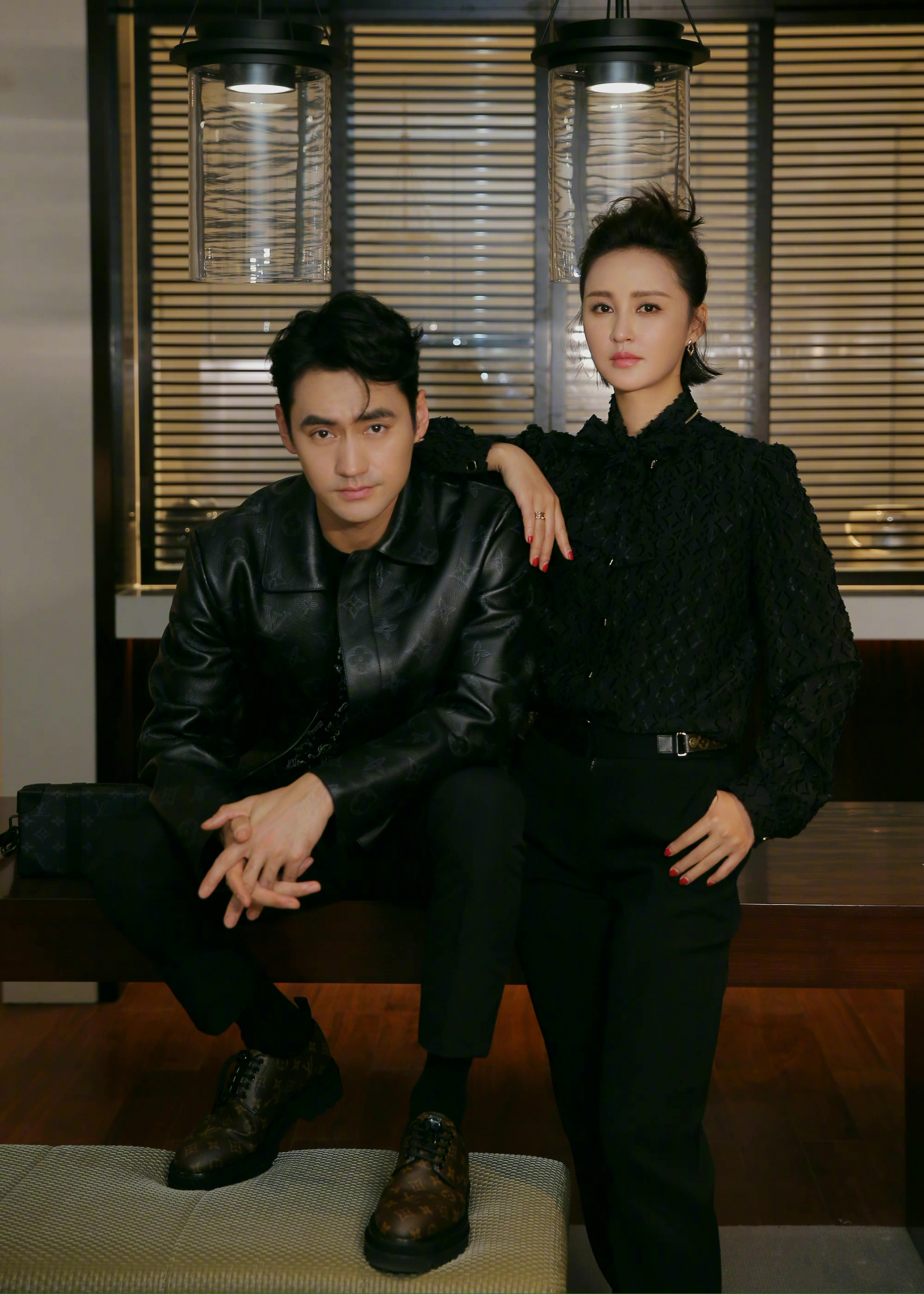 袁弘张歆艺怎么了结婚4年分开旅行他们遇到了所有夫妻的难题