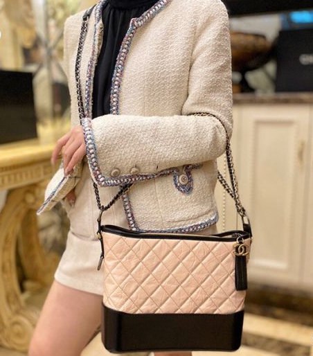 香奈儿chanel流浪包到底有几个色之经典款