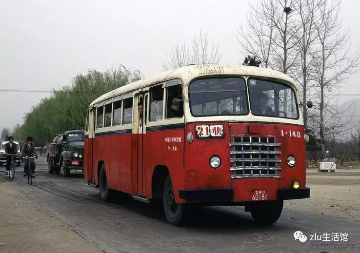 60年代的公交车图片