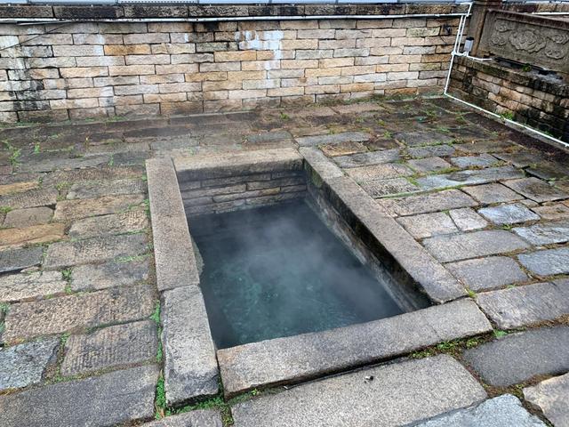 媲美小汤山温泉,江西这座温泉,真的泉眼,"富硒"很珍贵