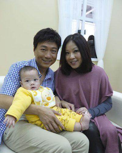 黎耀祥近况,他演4次周伯通,为现任弃前妻,再婚23年终获幸福