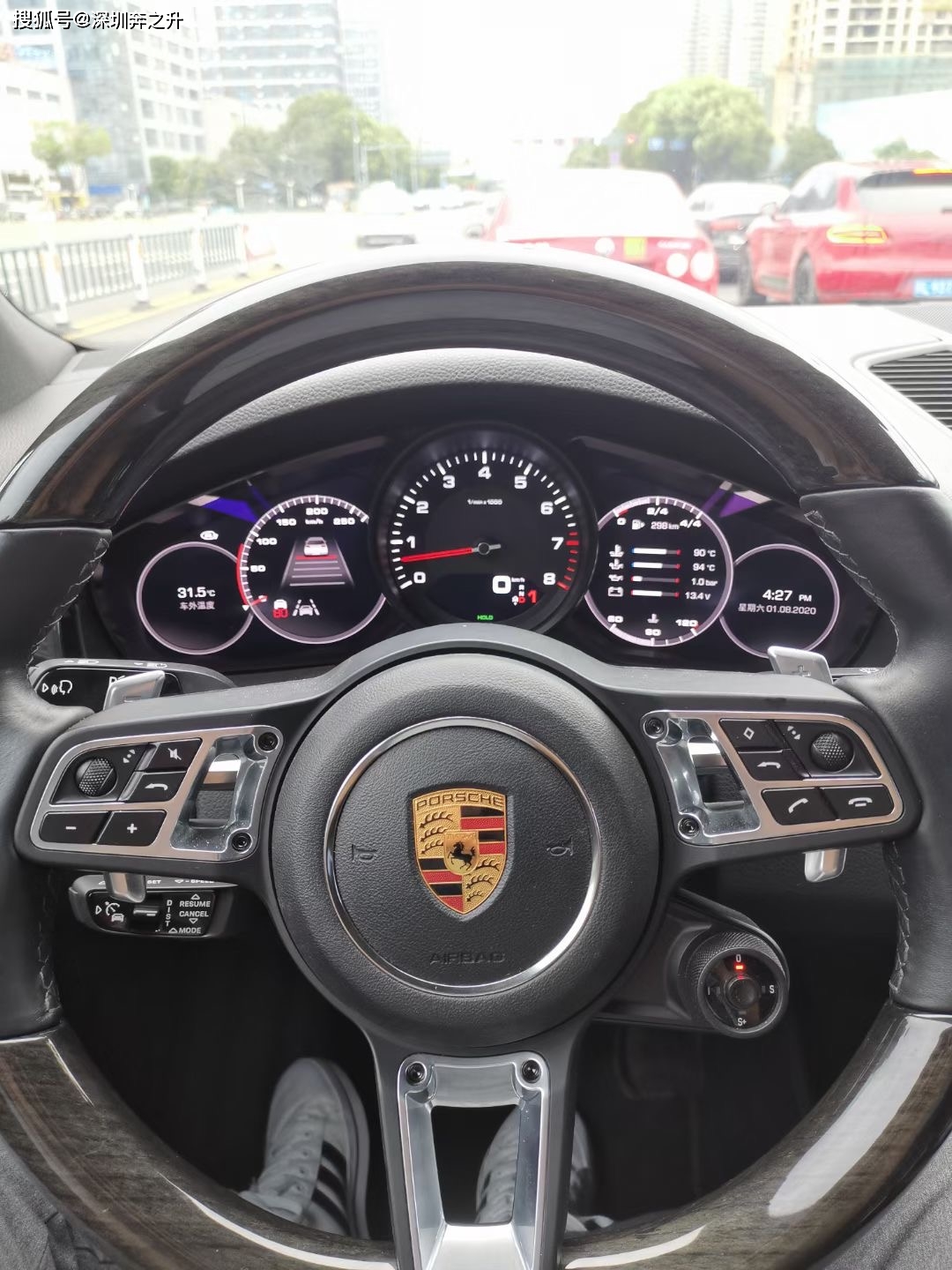 20款保时捷卡宴升级原厂抬头显示 电吸门 自适应巡航acc