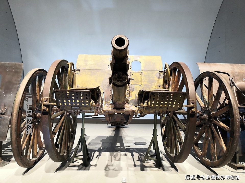 該型炮是美國紐約沃特夫裡特兵工廠1902年研製定型的一種野炮.